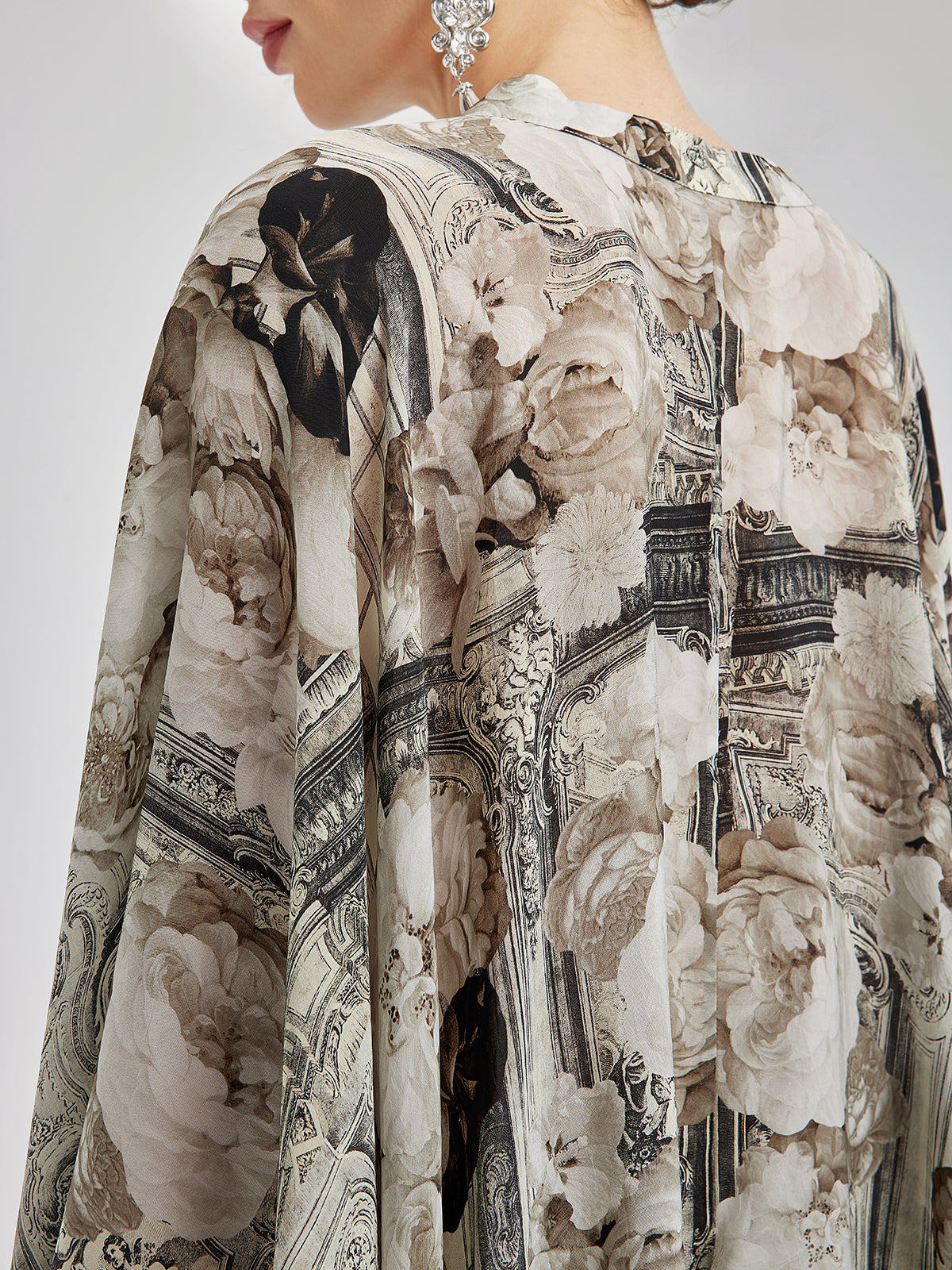 Barok Desenli İpeksi Tatil Gömleği