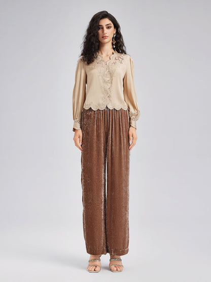 İpek Yoğun Nakışlı Dantel Bluz