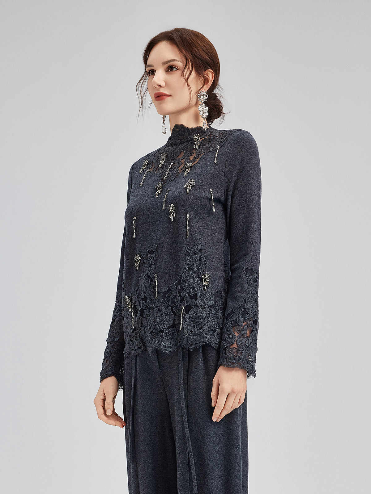 Merinos Yünü Dantel Boncuklu Triko Bluz