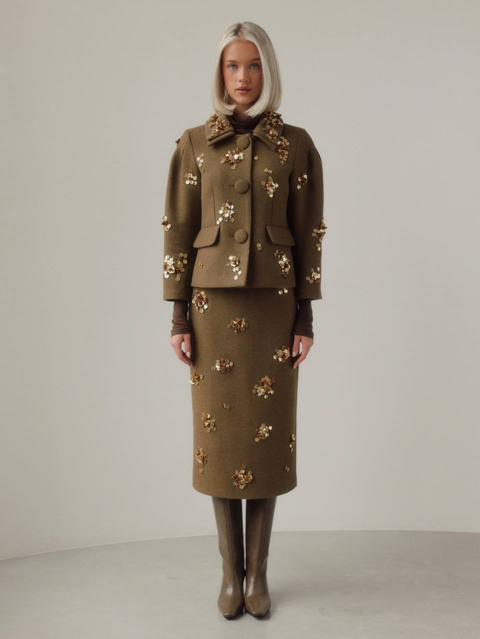 Altın Zeytin İşlemeli Takım