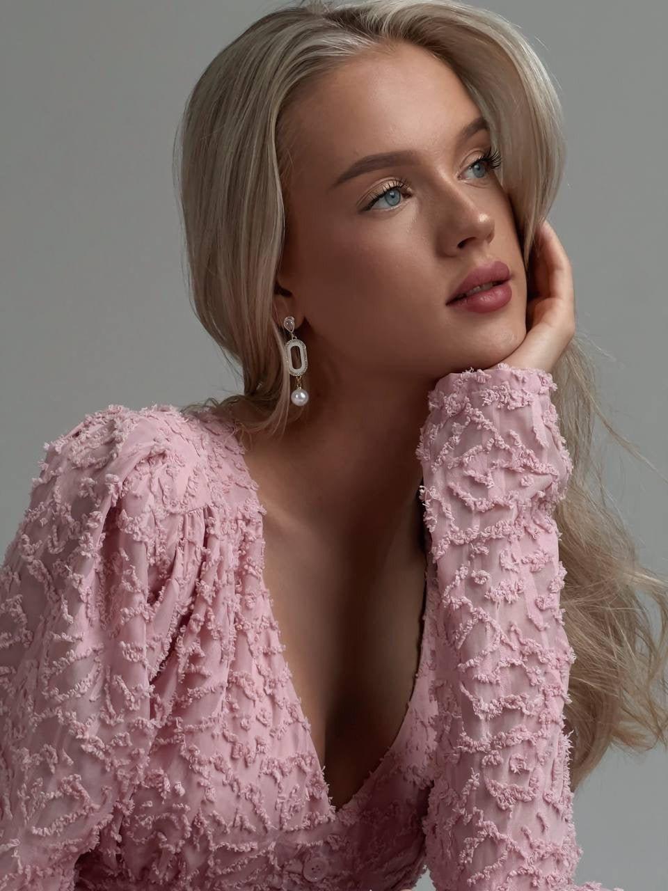 Blush Elegance Dokulu Midi Elbise