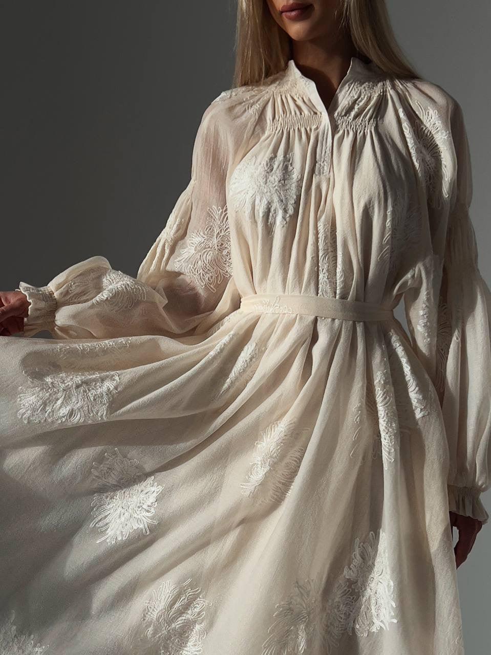 Fildişi Dokulu Rüya Midi Elbise