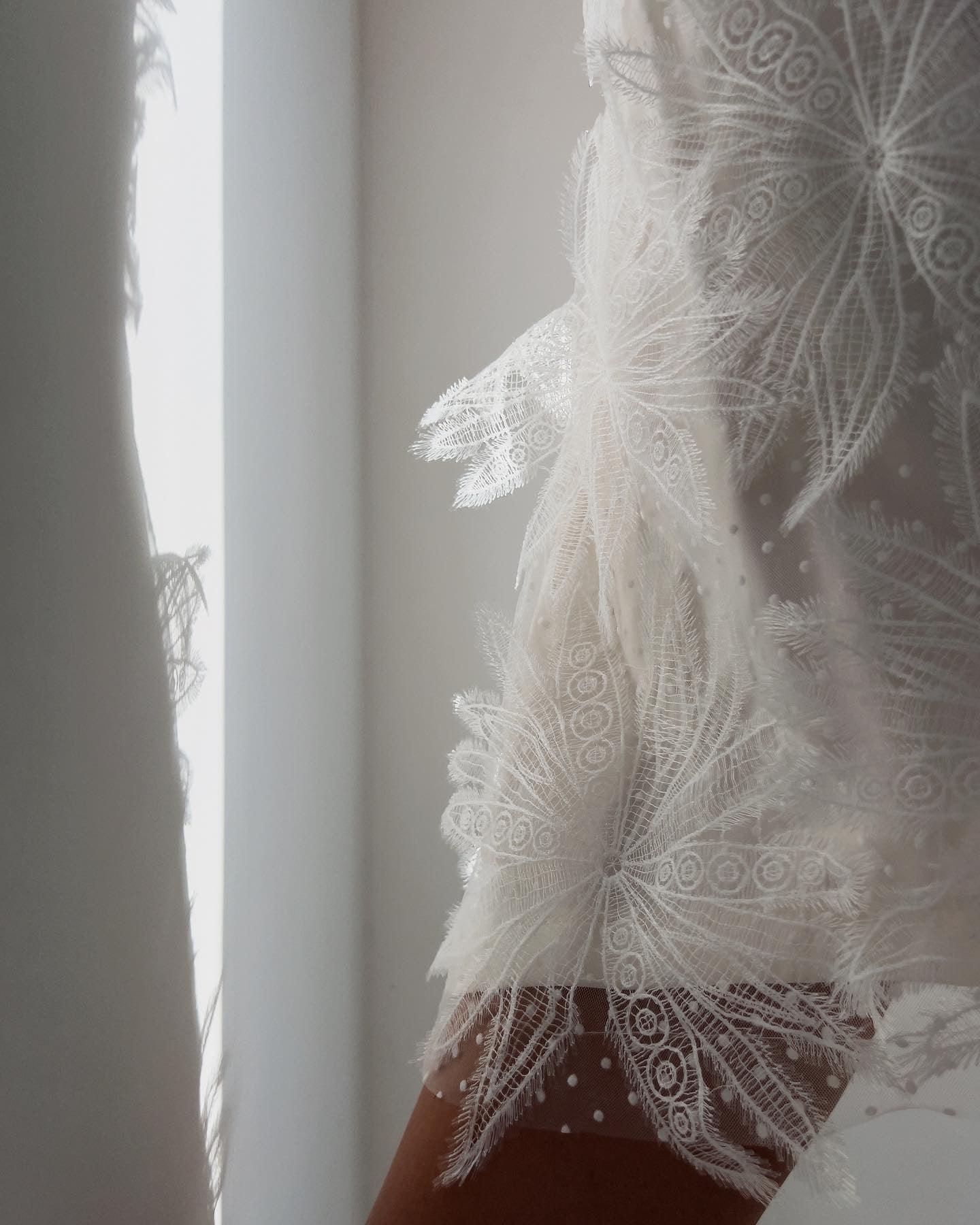 Tüylü Zarafet Mini Elbise