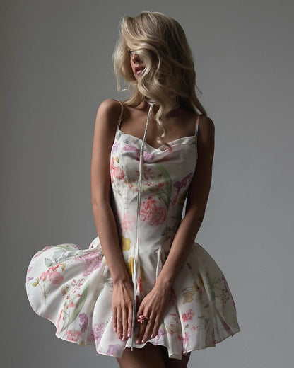Çiçek Desenli İp Askılı Mini Elbise