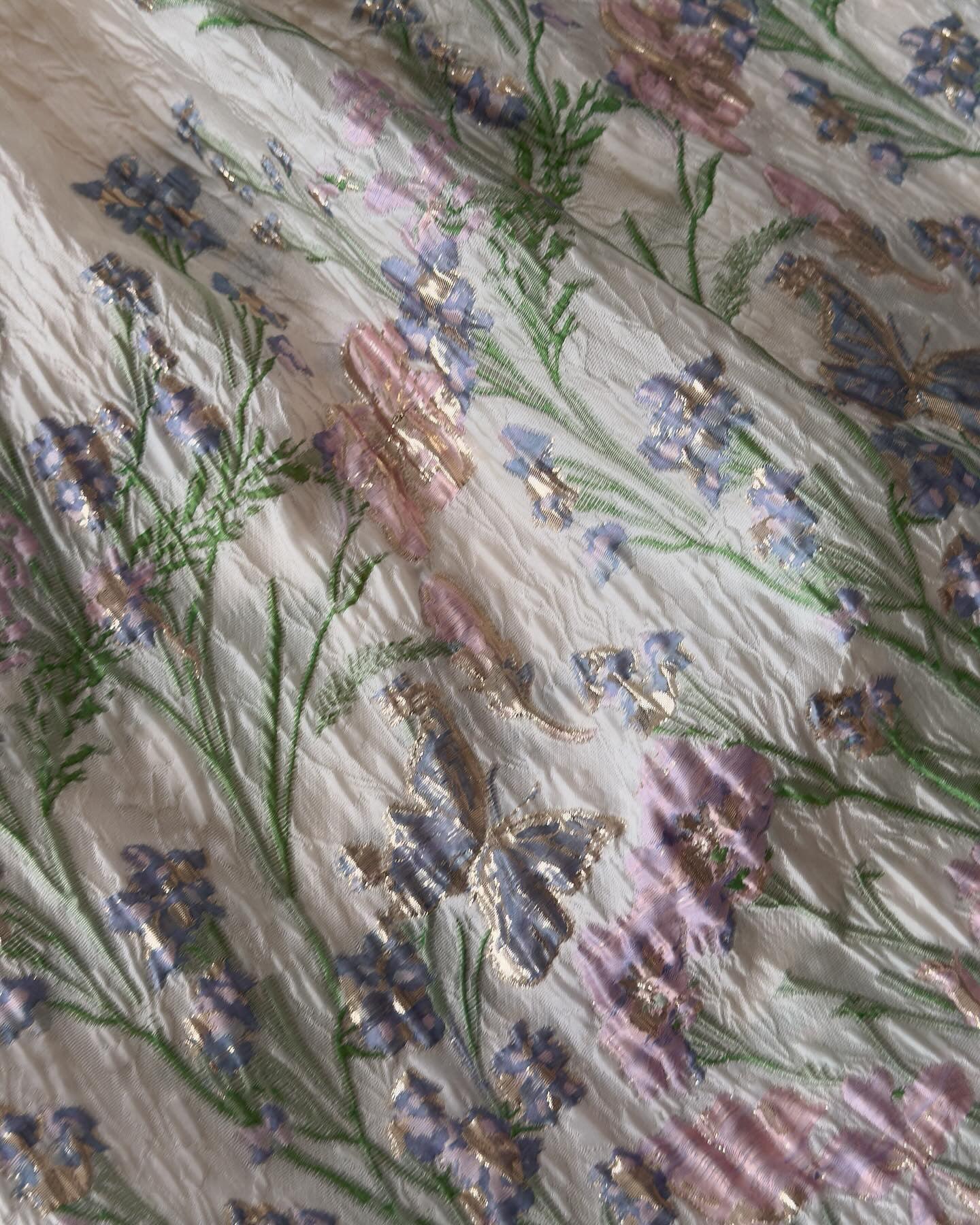 Fiyonk Askılı Midi Elbise