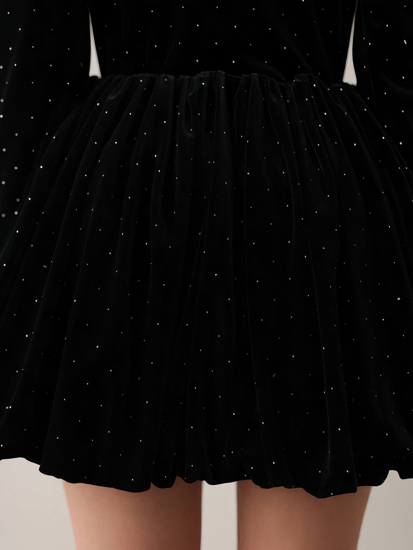 Velvet Elegance Siyah Bluz