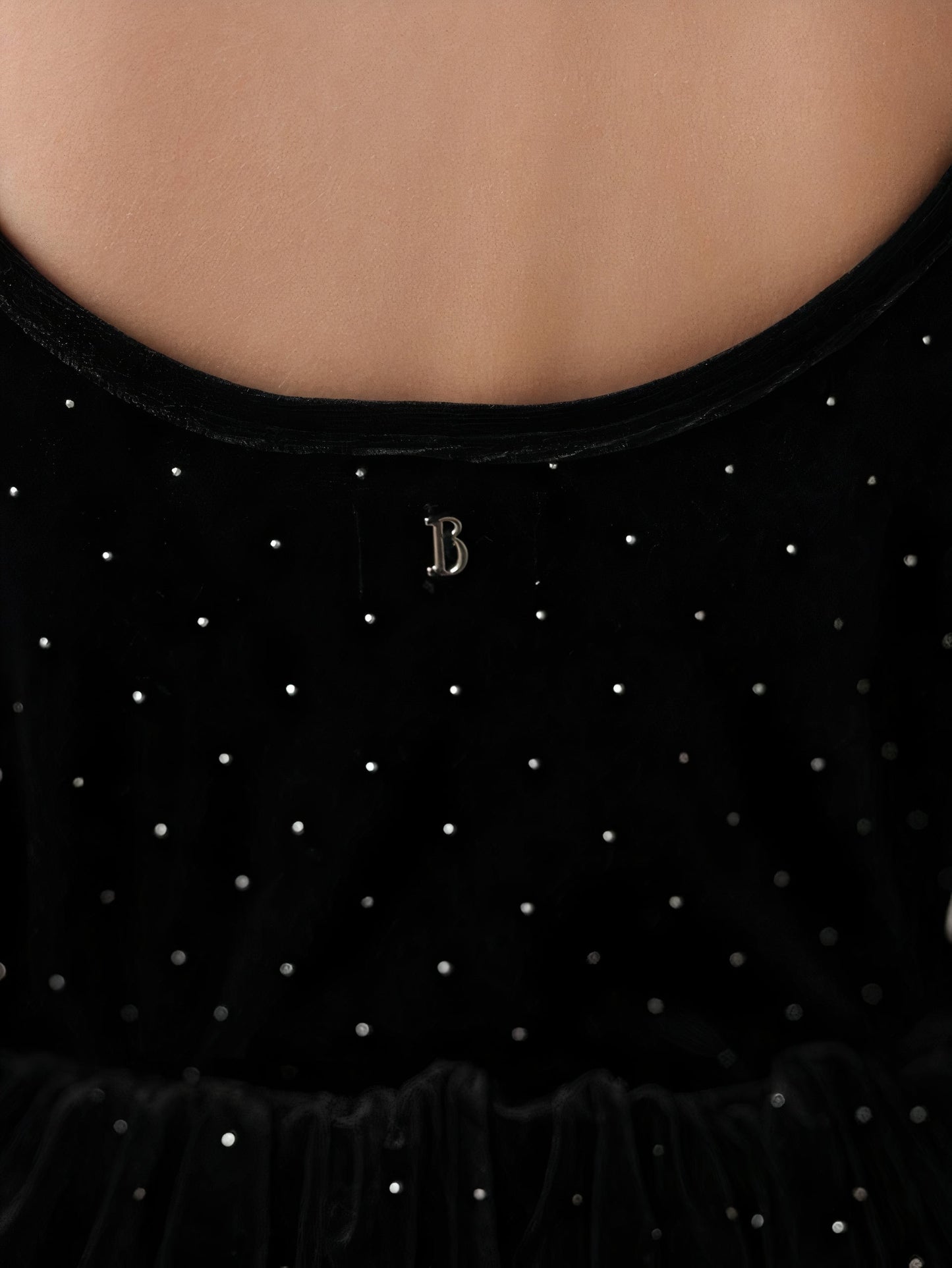 Velvet Elegance Siyah Bluz