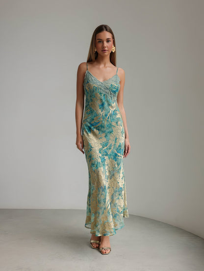 Yeşil Tonlu Dantel Şerit Detaylı Elbise