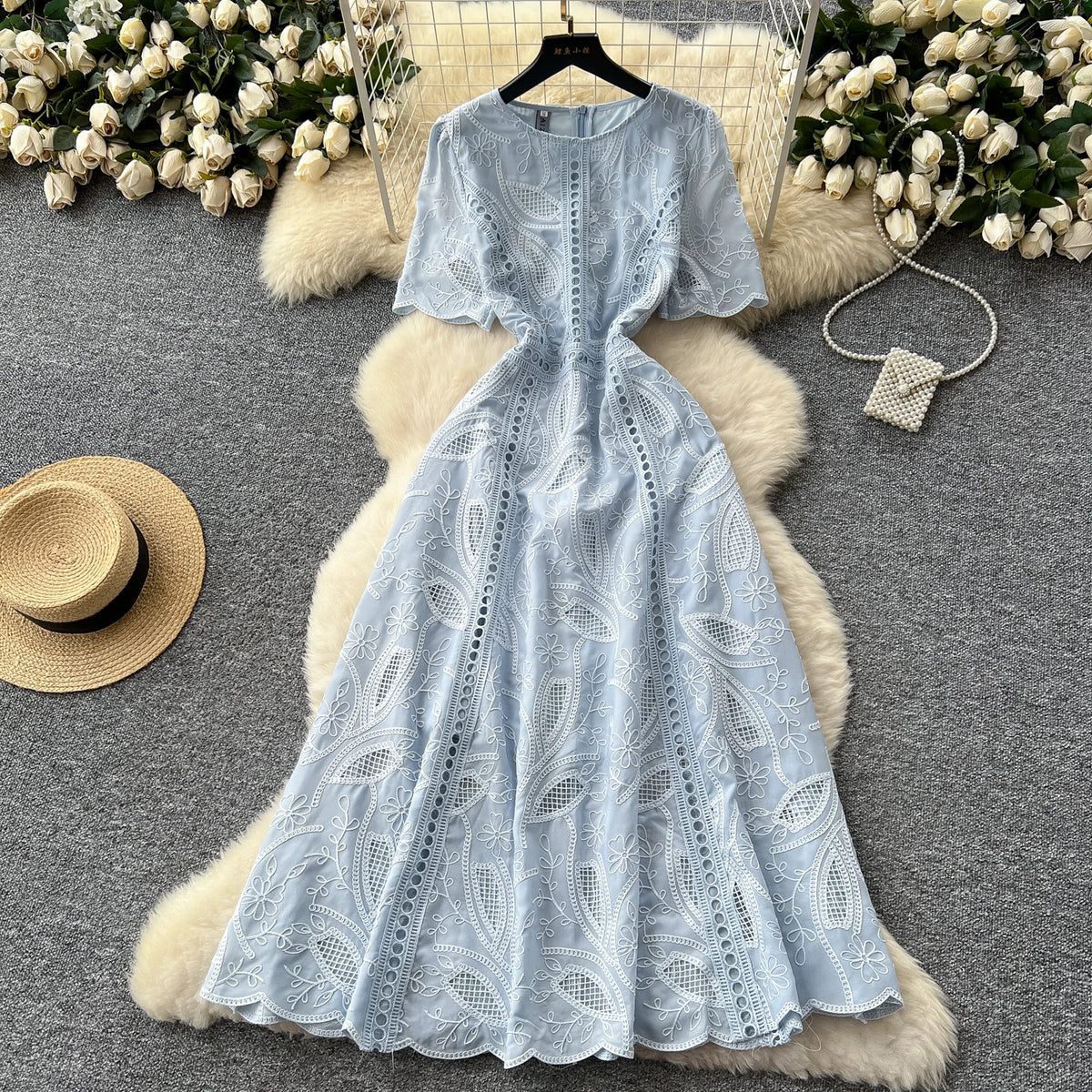Embroidered Print O-Neck A-Line Dress