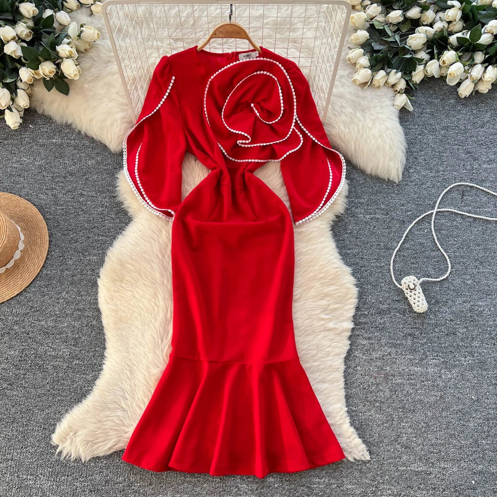 Sculpted O-Neck Slim Dress