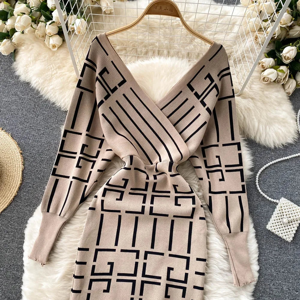Black Batwing Sleeve Knit Bodycon Dress