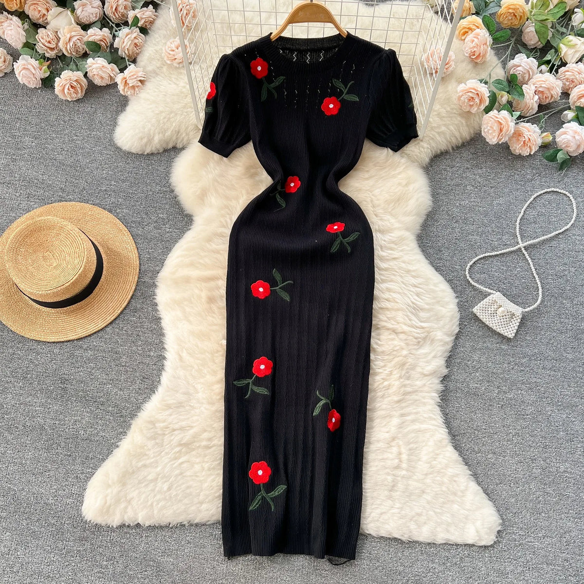 Embroidered Short Sleeve Knit Bodycon Dress