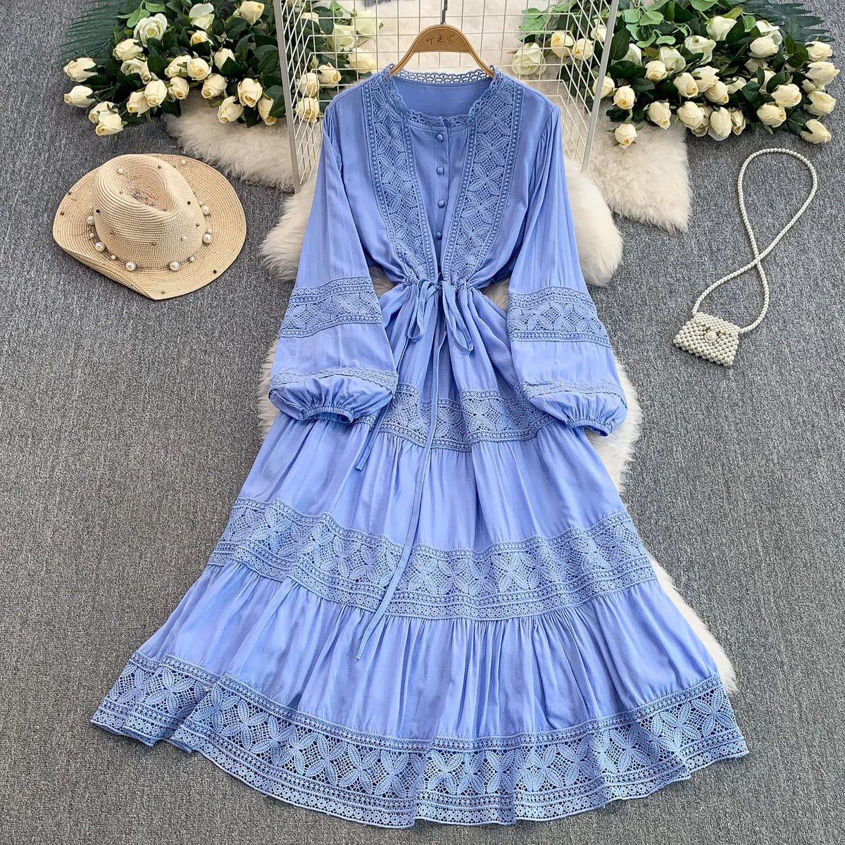Lace Single Breasted O-Neck A-Line Dress