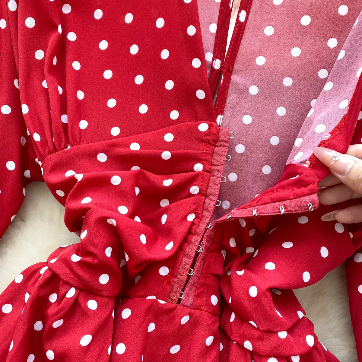 Polka Dot Lantern Sleeve Slim Dress