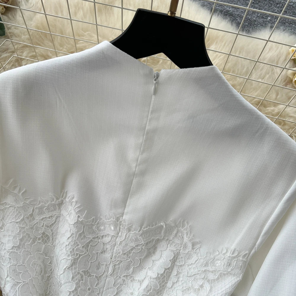 Vintage Lace V-Neck Long Sleeve Maxi Dress