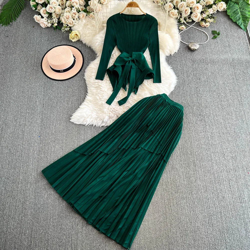 Bandage Top and Pleated Skirt Set