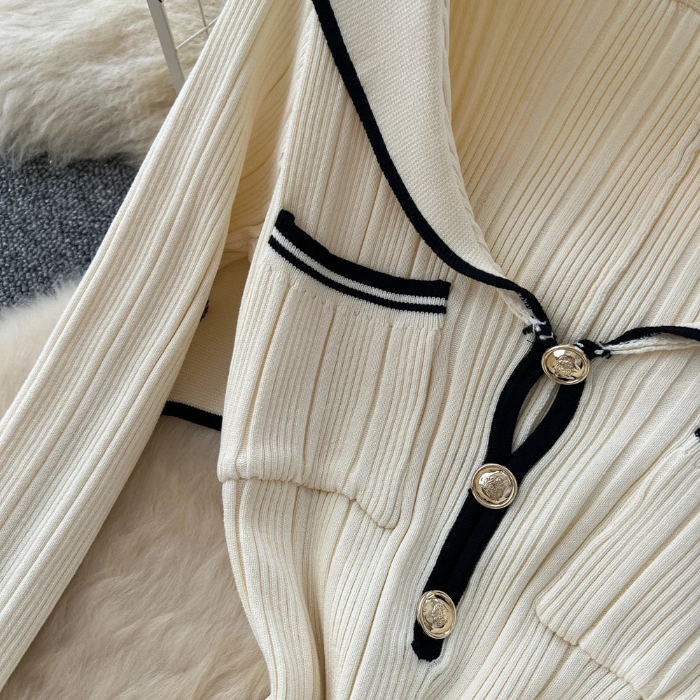 Peter Pan Collar Knit Pocket Dress