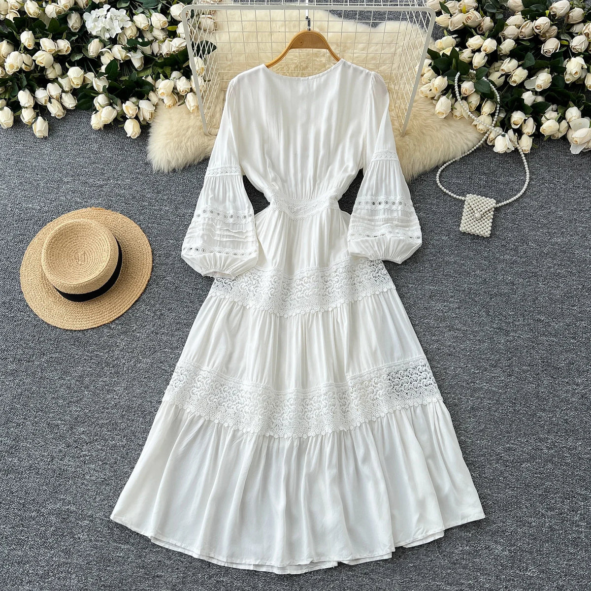 Lace Spliced V-Neck Lantern Sleeve Dress