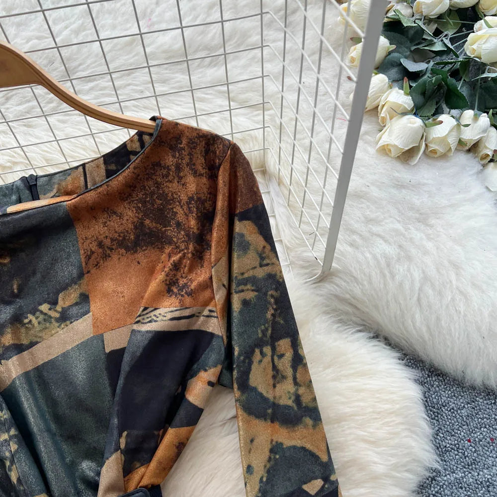 Vintage Print Crew Neck Long Sleeve Dress