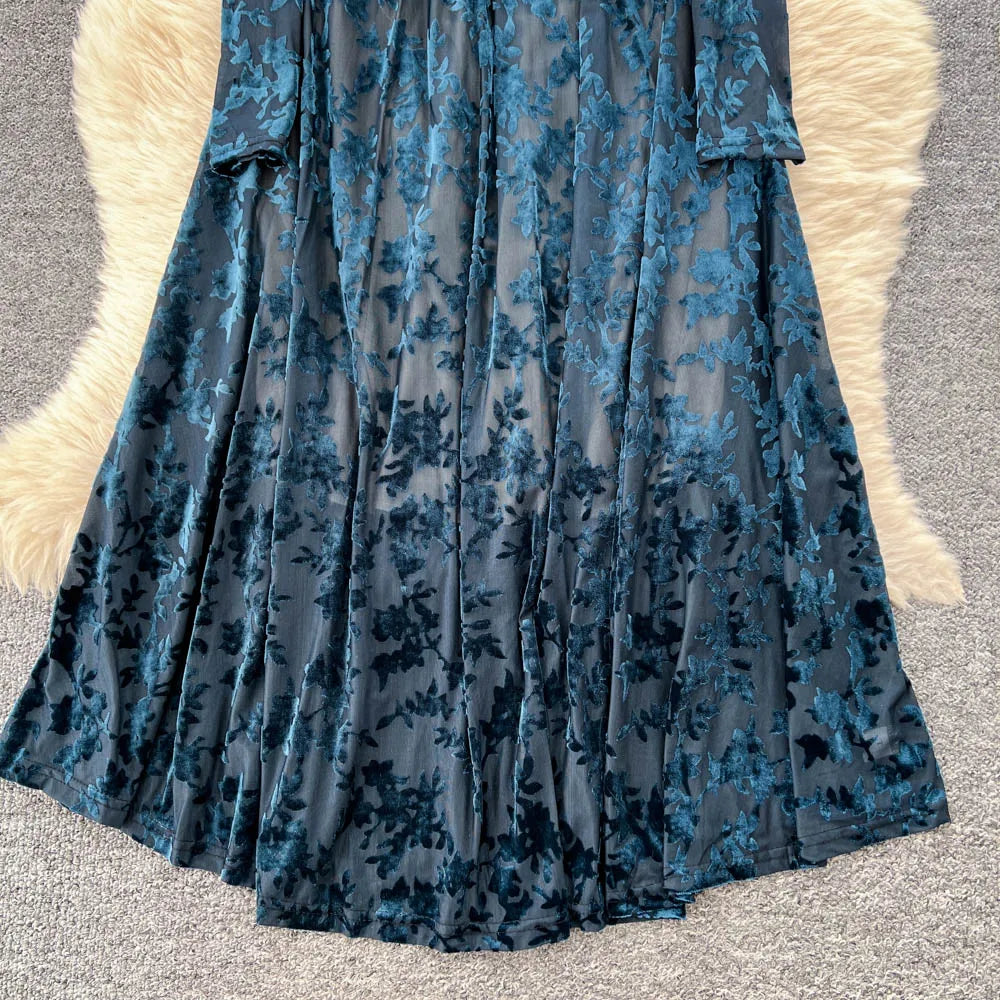 Mesh Print V-Neck Ruched Dress
