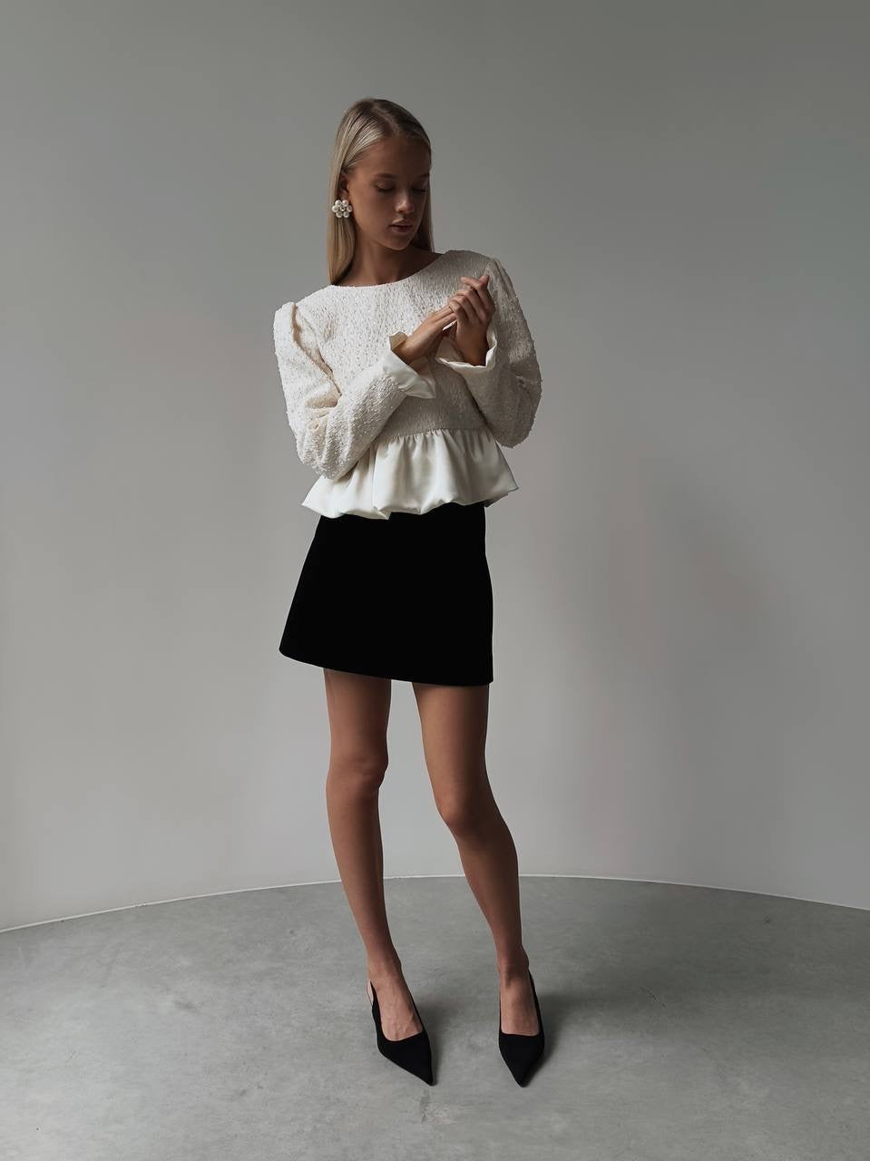 Klasik Siyah Mini Etek