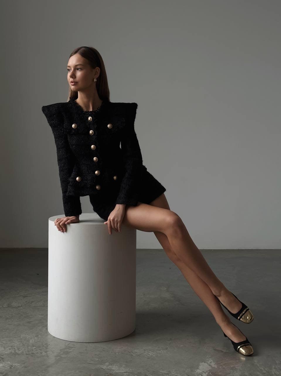 Zarif Siyah Tüvit Ceket-Şort Takım