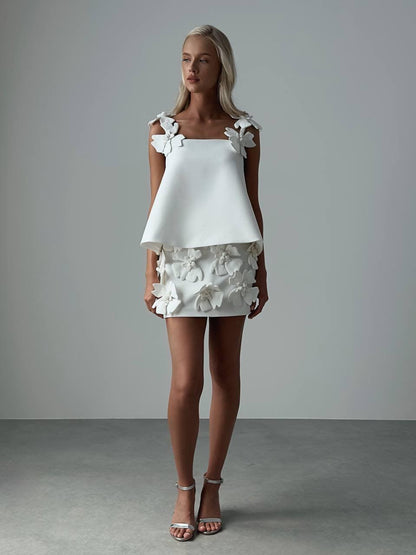 Çiçek Detaylı Beyaz Mini Takım