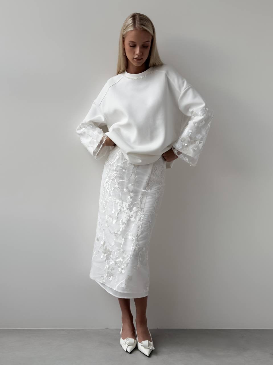 Zarif Beyaz Nakışlı İkili Takım