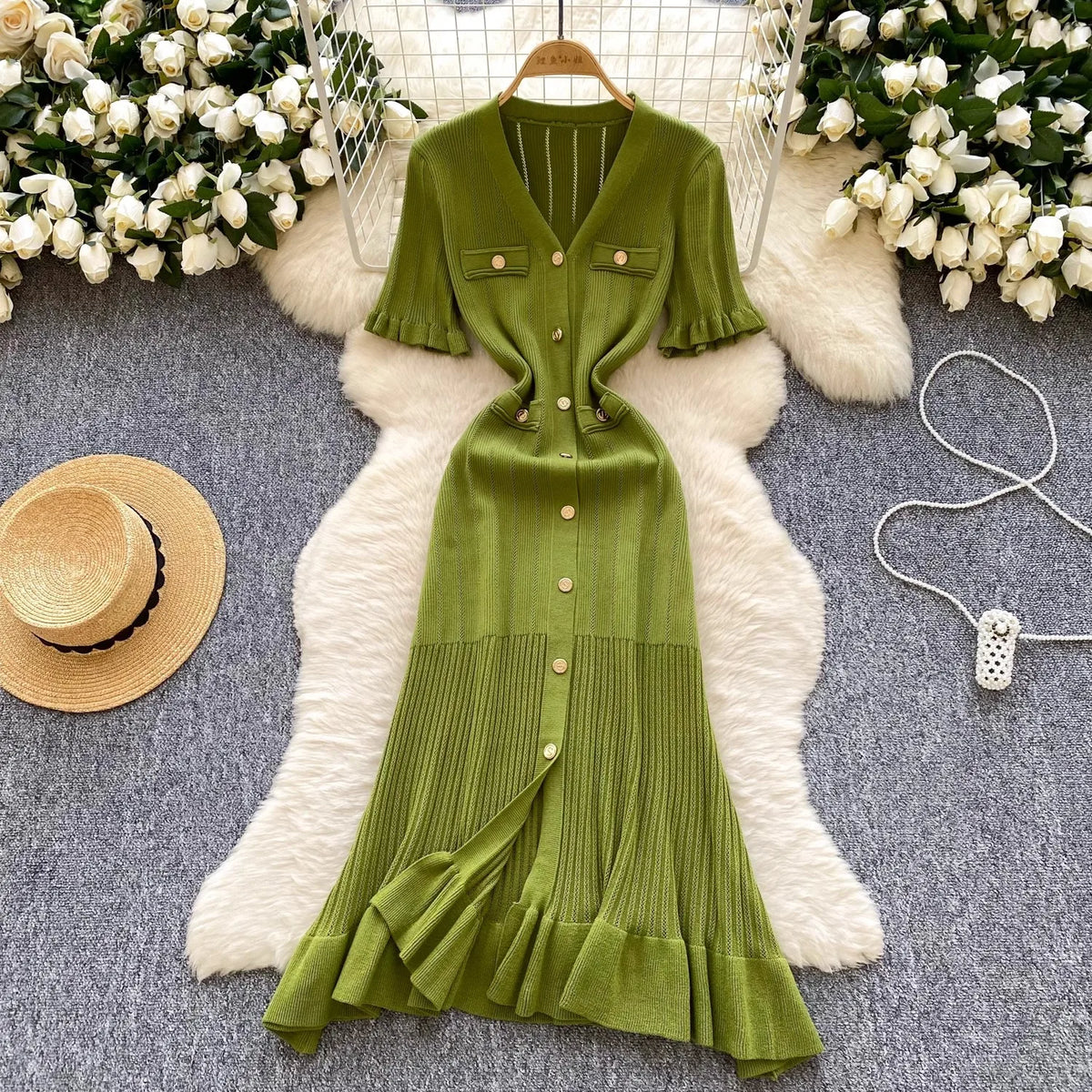 Vintage Ruffled V-Neck Knit Maxi Dress