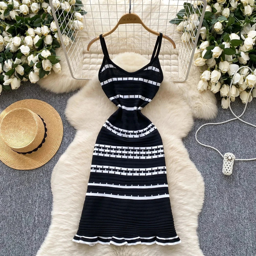 Geometric Pattern Short Knit Summer Dress