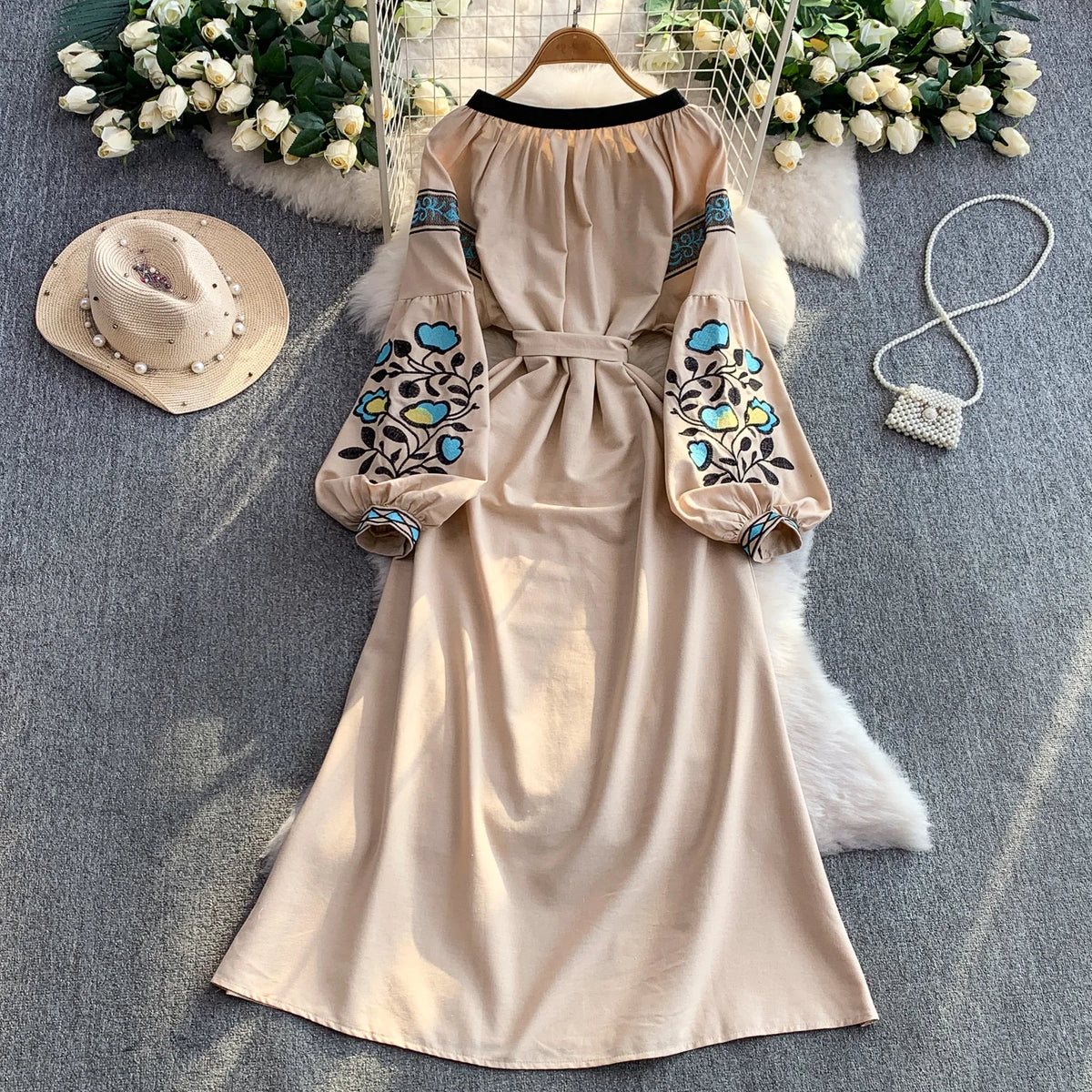Lantern Sleeve O-Neck A-Line Dress