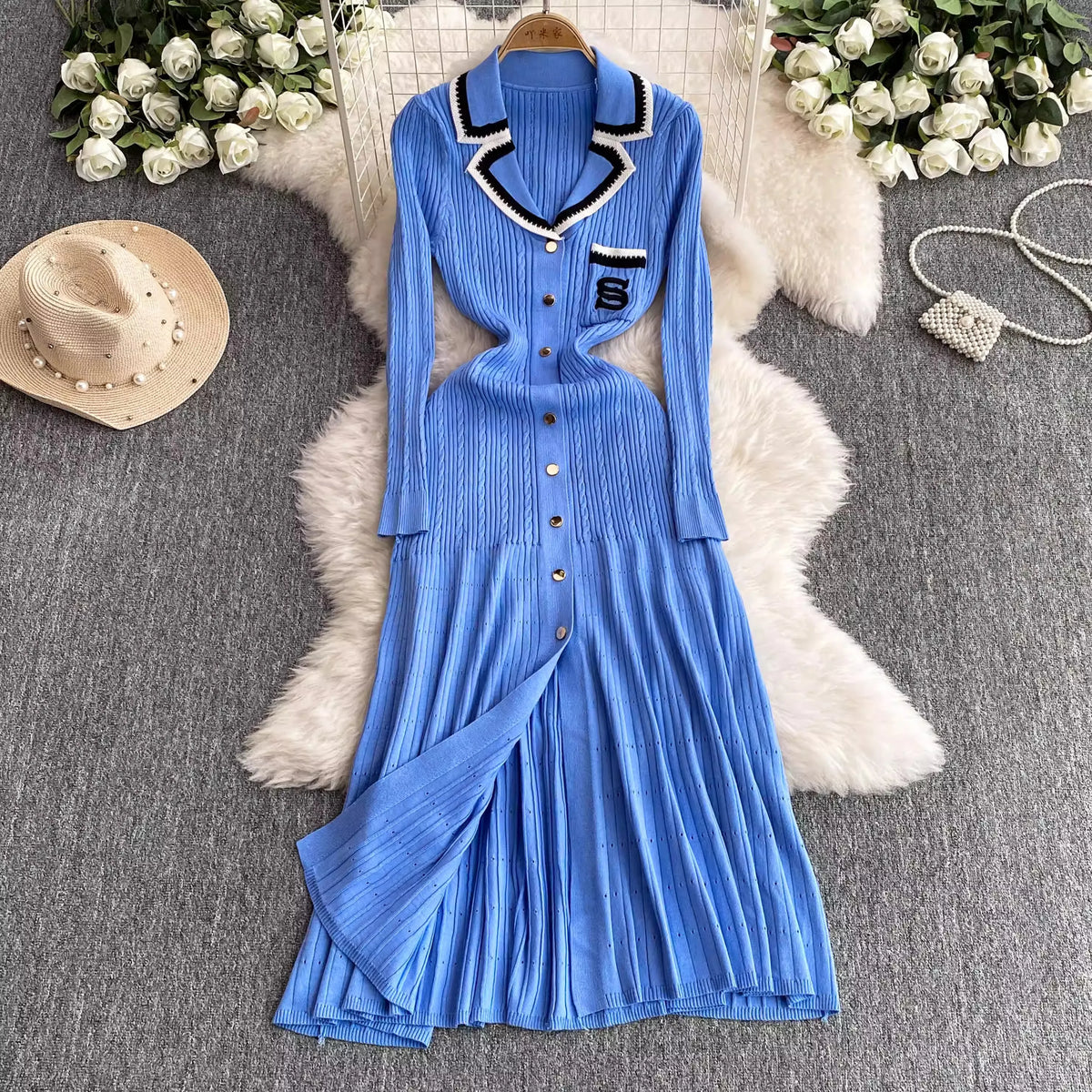 Notched Collar Knit A-Line Maxi Dress